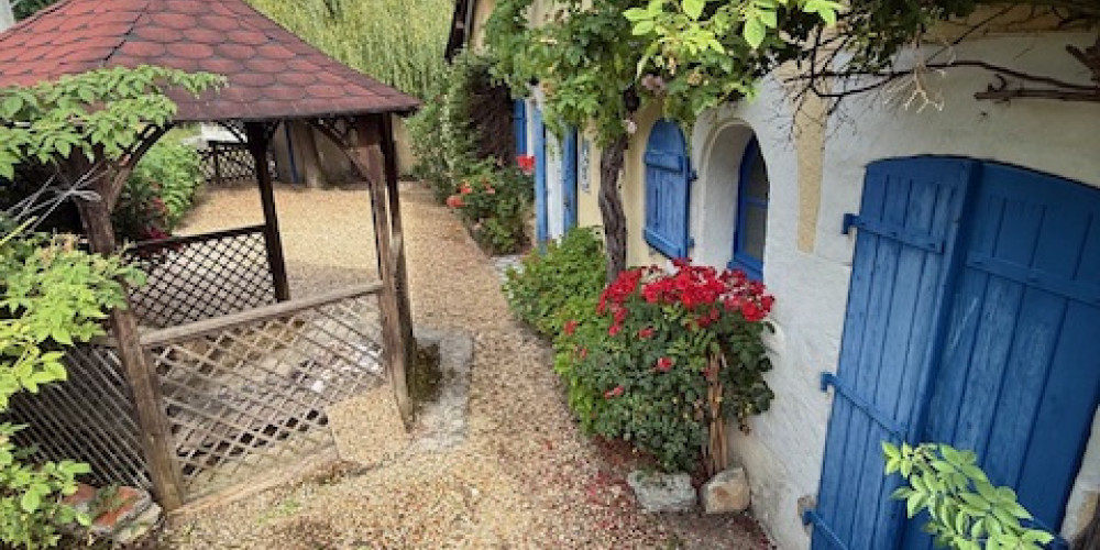 maison à PARCOUL CHENAUD (24410)
